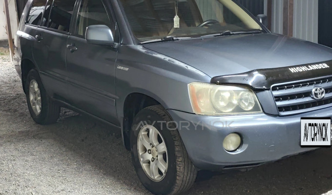 Toyota Highlander 2002 года
