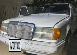 Mercedes-Benz E-Класс 1986 года
