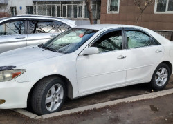 Toyota Camry 2003 года