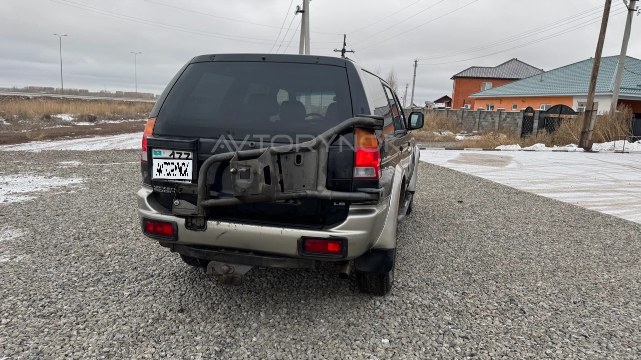 Mitsubishi Montero Sport, 2000