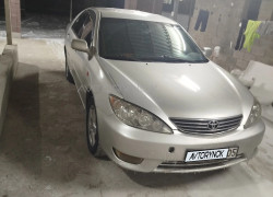 Toyota Camry 2004 года