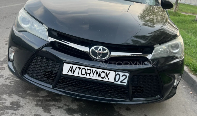Toyota Camry 2016 года