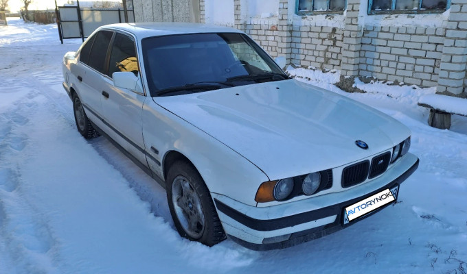 BMW 5 серия 1993 года