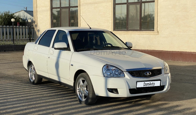 ВАЗ (Lada) Priora 2014 года