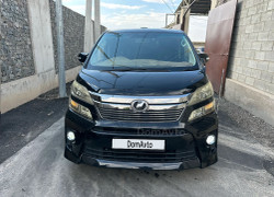 Toyota Vellfire 2013 года