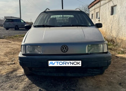 Volkswagen Passat 1992 года