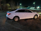 Hyundai Elantra 2024 года