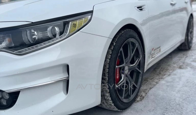 Kia K5 2019 года