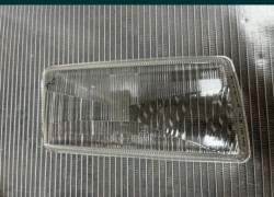 Стекло фары Hella оригинал от Audi 80