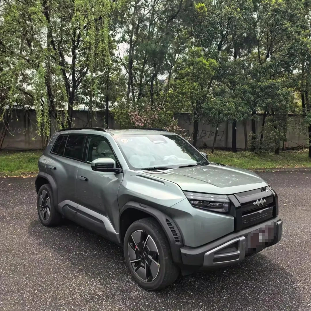 BYD FangChengBao Titanium 3, 2025