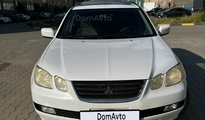Mitsubishi Airtrek 2002 года