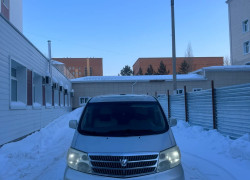 Toyota Alphard 2004 года