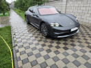 Porsche Taycan 2023 года