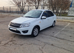 ВАЗ (Lada) Granta 2012 года