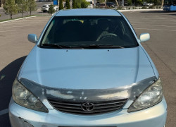 Toyota Camry 2005 года