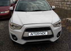 Mitsubishi ASX 2012 года