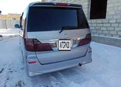 Toyota Alphard 2004 года
