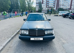 Mercedes-Benz E-Класс 1992 года