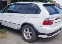 BMW X5 2001 года