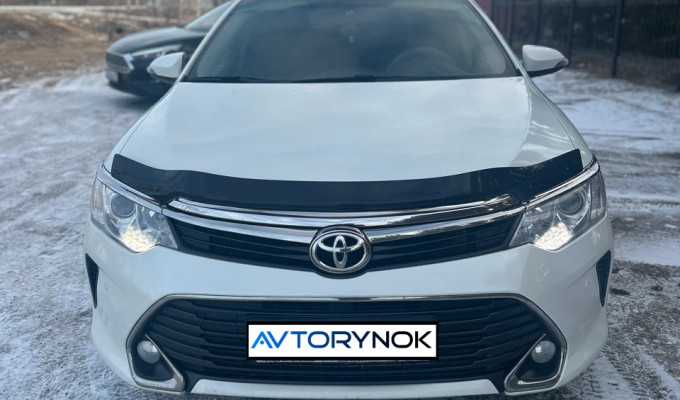 Toyota Camry 2017 года