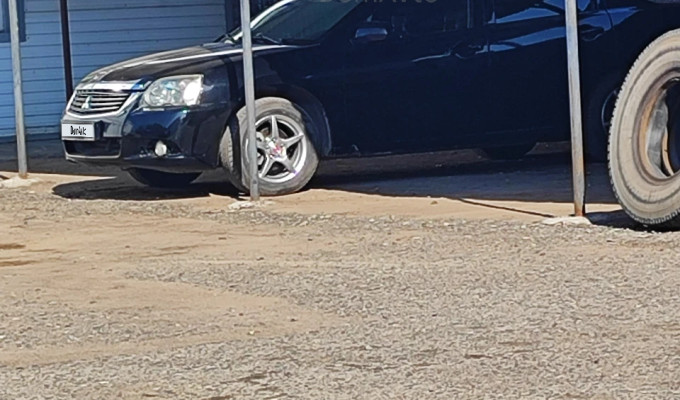 Mitsubishi Galant 2008 года