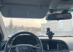 Hyundai Elantra 2018 года