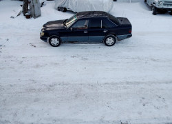 Mercedes-Benz E-Класс 1992 года
