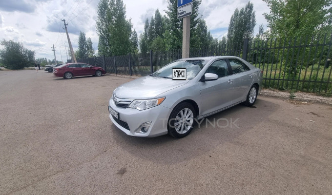 Toyota Camry 2014 года
