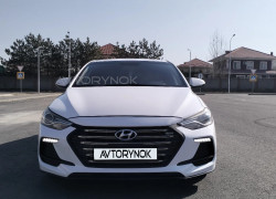 Hyundai Elantra 2019 года