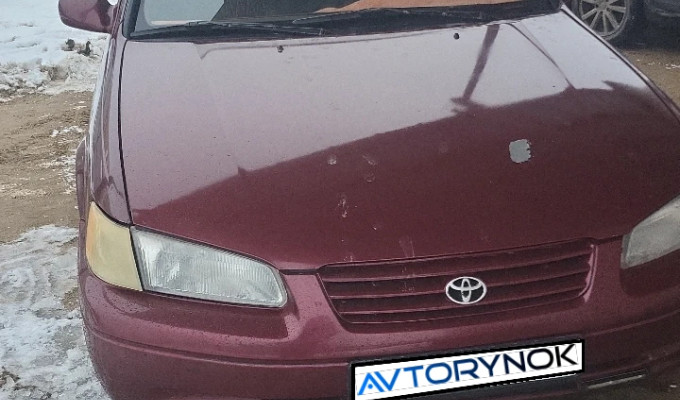 Toyota Camry 1998 года