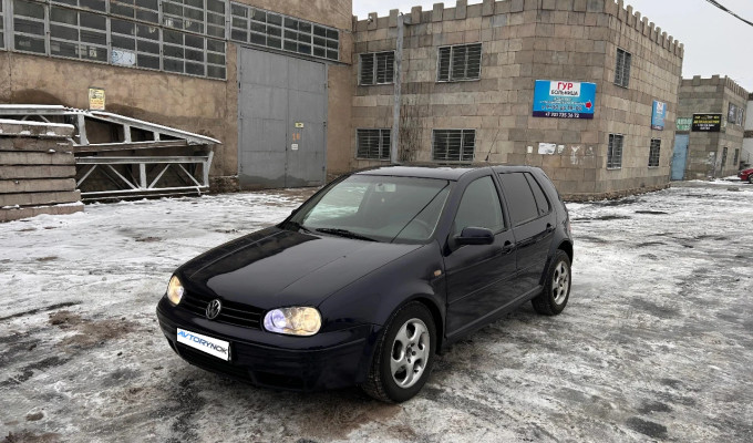 Volkswagen Golf 2001 года