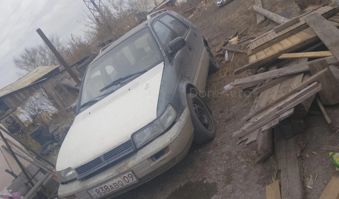 Mitsubishi Space Wagon 1992 года