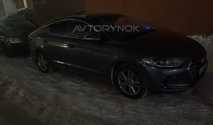 Hyundai Elantra 2018 года