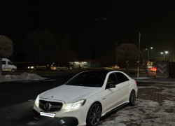 Mercedes-Benz E-Класс 2011 года