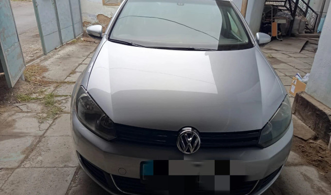 Volkswagen Golf 2010 года