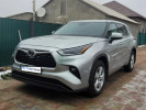Toyota Highlander 2021 года