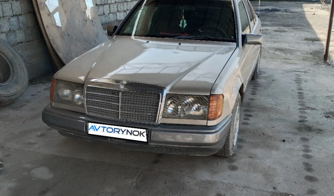 Mercedes-Benz E-Класс 1991 года