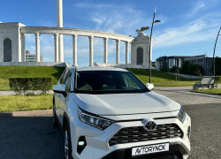 Toyota RAV4 2019 года