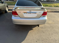 Toyota Camry 2005 года
