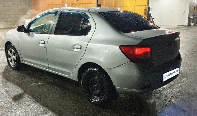 Renault Logan 2015 года