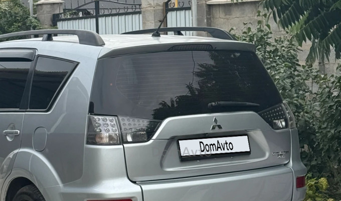 Mitsubishi Outlander 2010 года