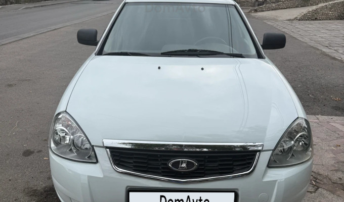 ВАЗ (Lada) Priora 2014 года
