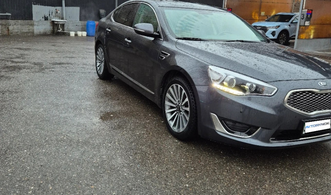 Kia K7 2015 года