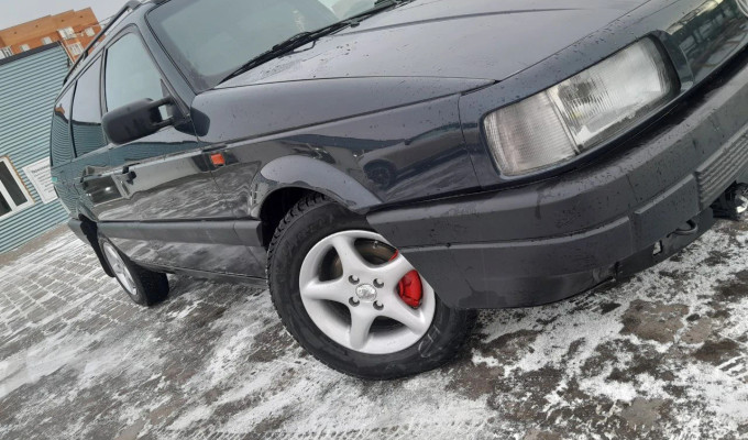 Volkswagen Passat 1993 года