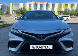 Toyota Camry 2021 года