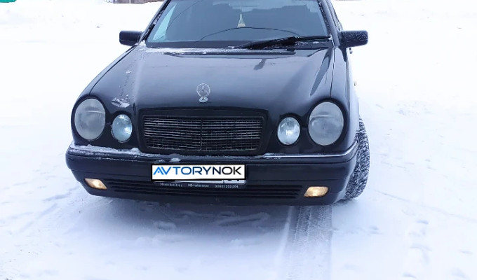 Mercedes-Benz E-Класс 2000 года