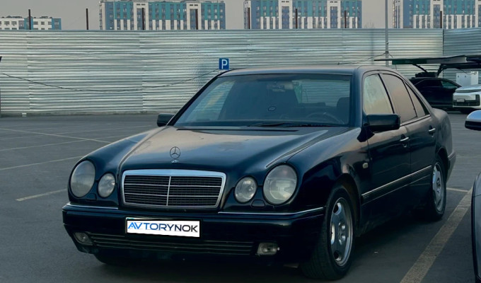 Mercedes-Benz E-Класс 1996 года