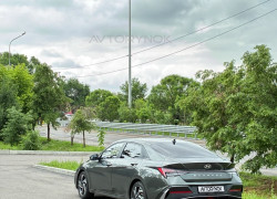 Hyundai Elantra 2024 года