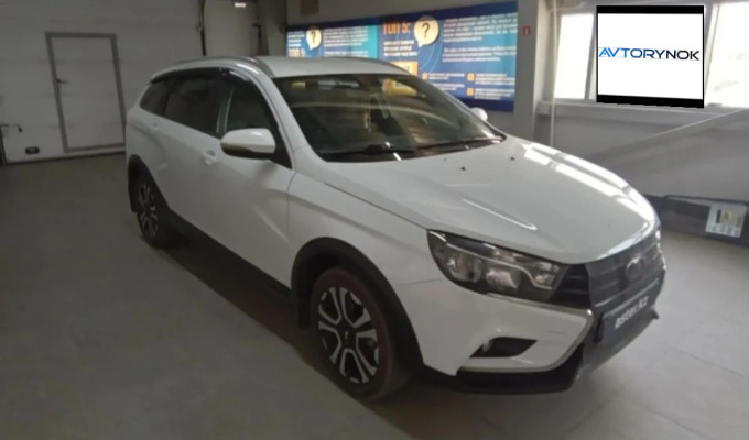 ВАЗ (Lada) Vesta SW Cross 2019 года
