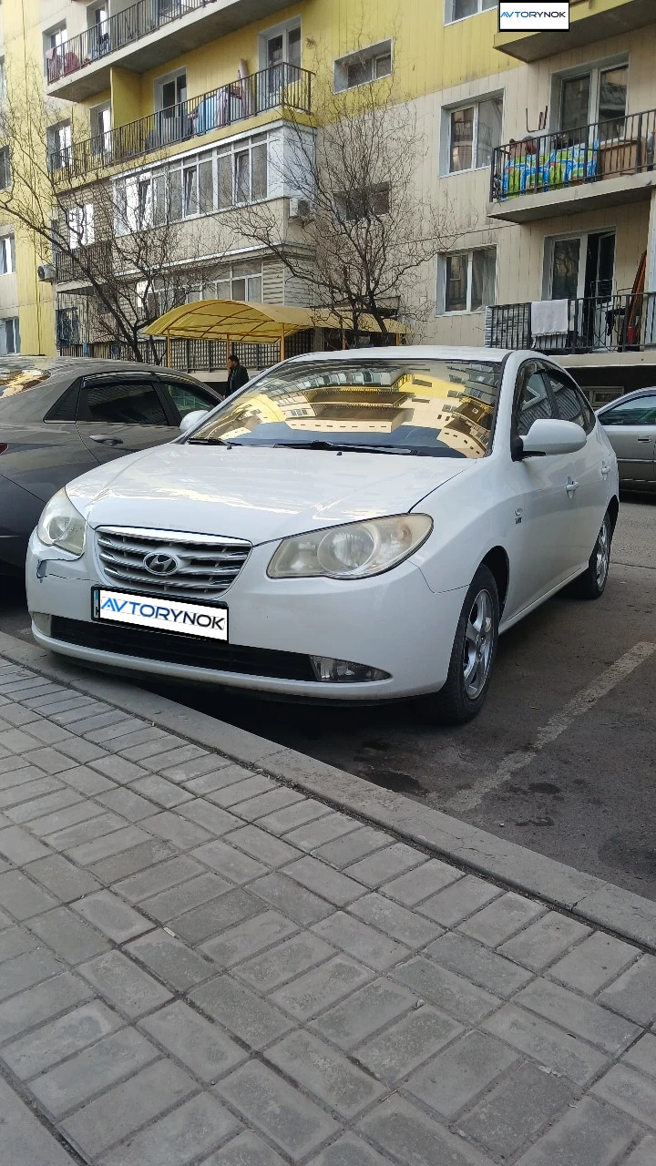 Hyundai Elantra, 2009